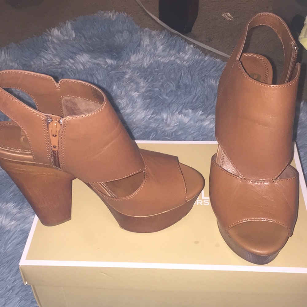 Gianni Bini sandal